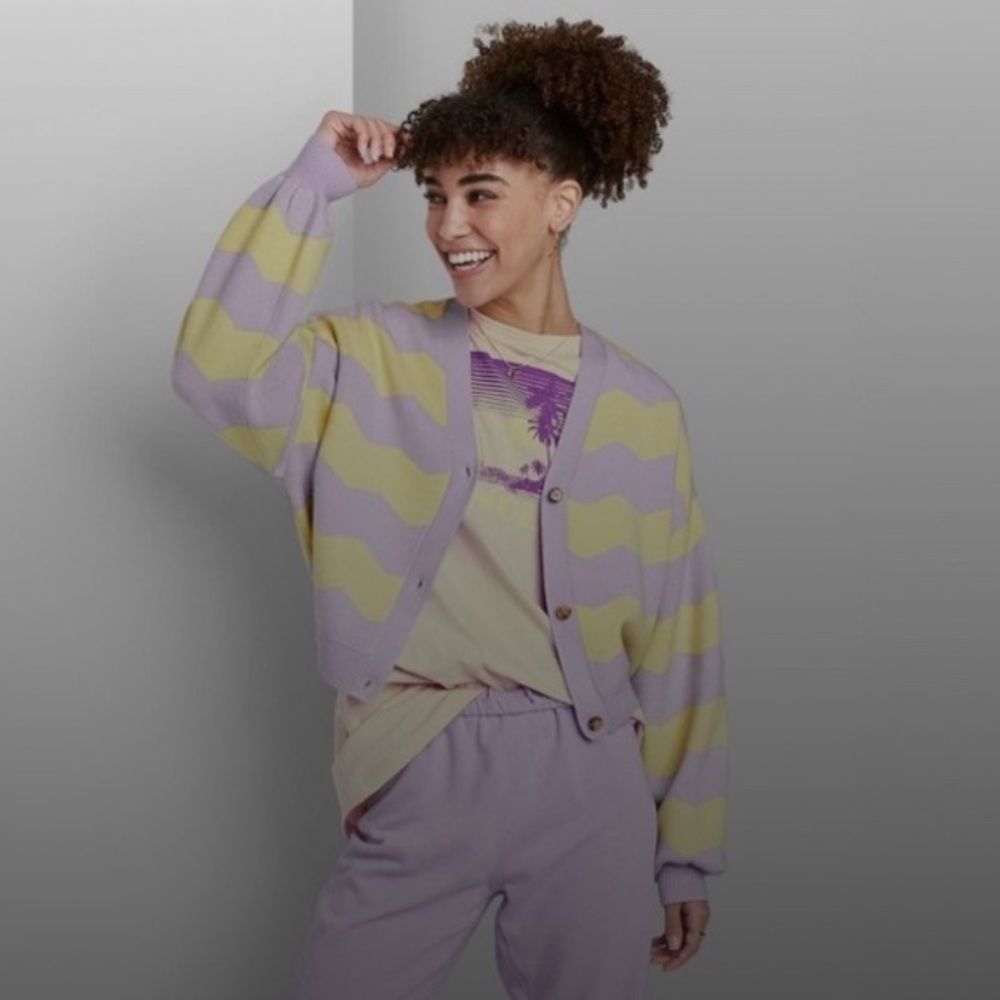 🆕 Ascot + Hart Retro Pastel Balloon Sleeve Cardigan